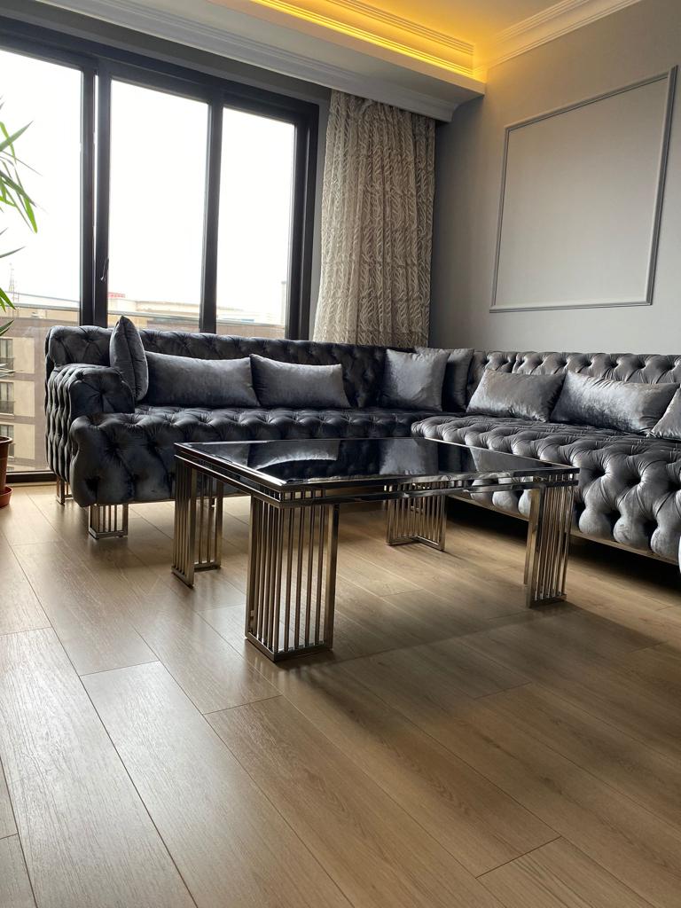 Couchtisch: Lieferzeit ca. 4-8 Wochen