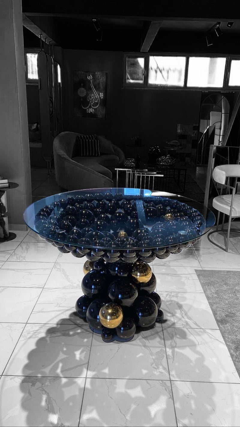 Esstisch: Lieferzeit ca. 6-10 Wochen