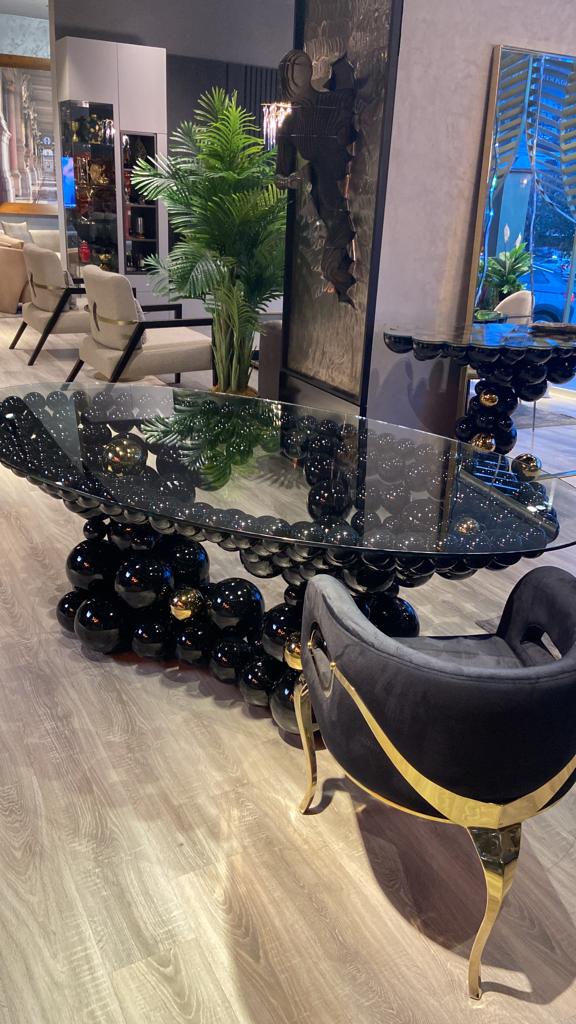 Esstisch : Lieferzeit ca. 8-10 Wochen